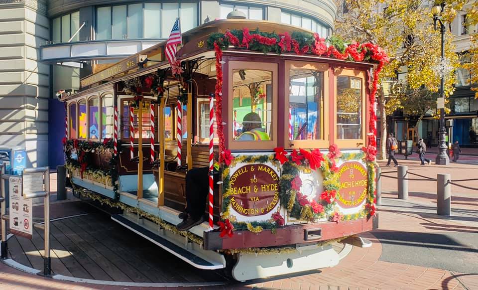San Francisco Christmas cable car 2025